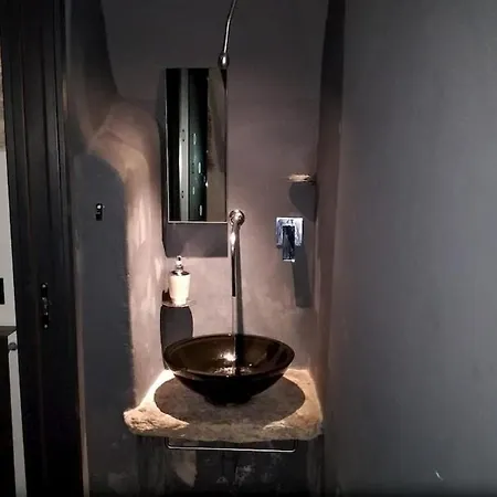 Διαμέρισμα Host4u - Casa A Volte Tipica Casa Di Villaggio Ligure A