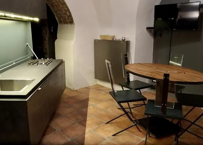 Host4u - Casa A Volte Tipica Casa Di Villaggio Ligure A Lägenhet Civezza